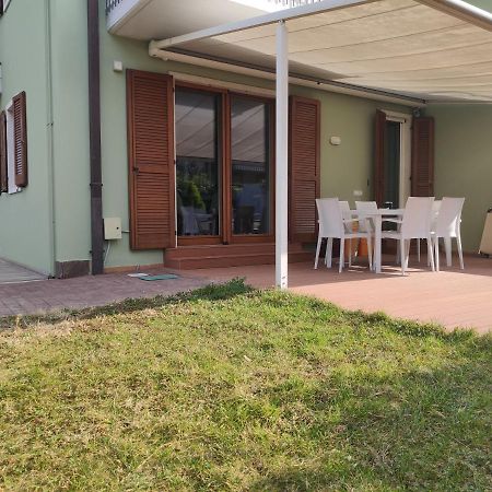 Family Garden Apartment 加尔达湖滨 外观 照片